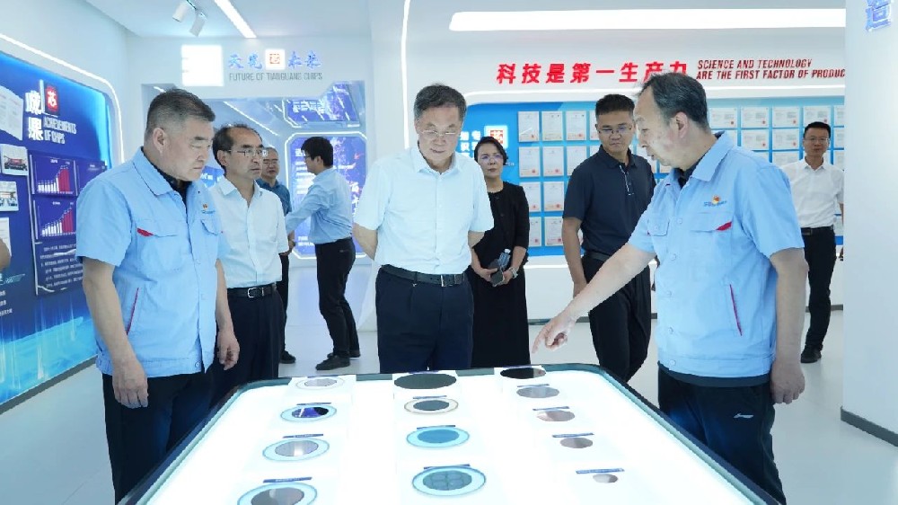 兰大领导率团访天光 共绘产学研融合新蓝图