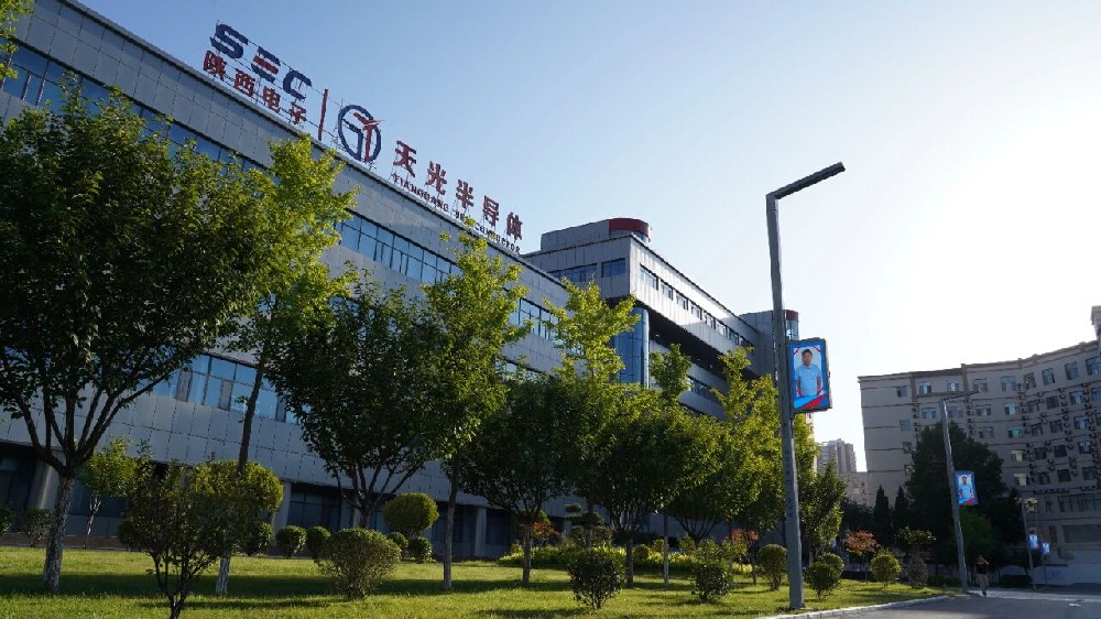 《劳模纪录工程》丨科技强国有“芯”意